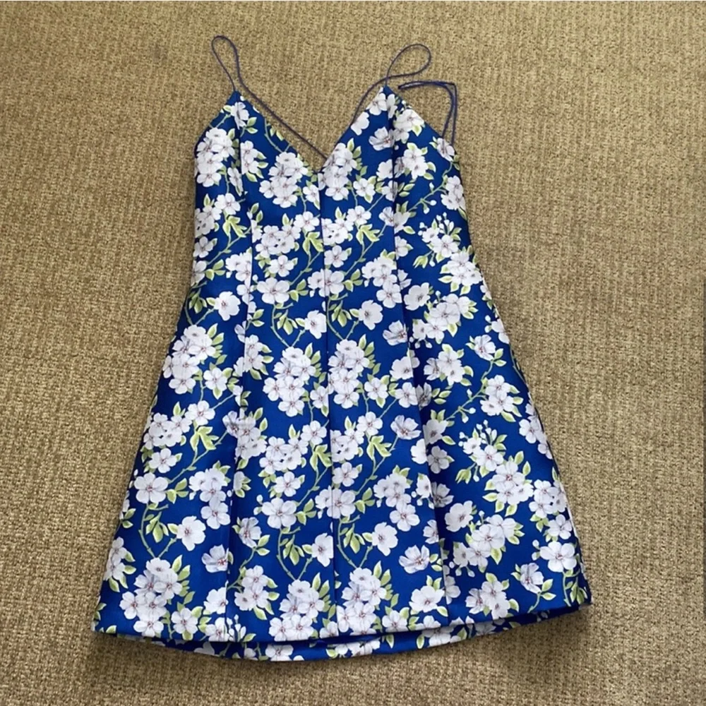 Alice & Olivia Dress - Picture 2 of 7